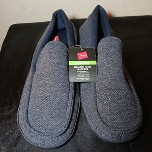 Hanes Men's Blue Memory Foam Slippers size 9.5-10.5